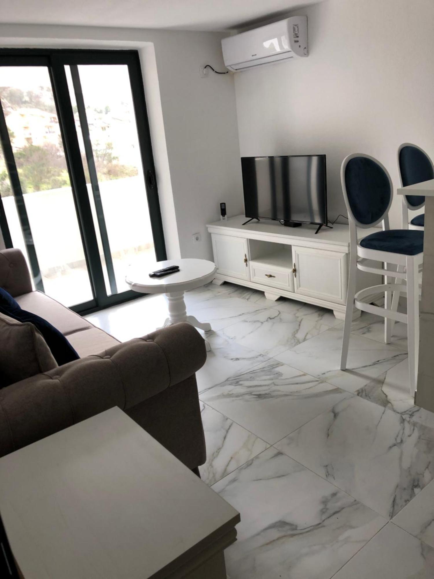 Apartment Apollo 2 コトル エクステリア 写真